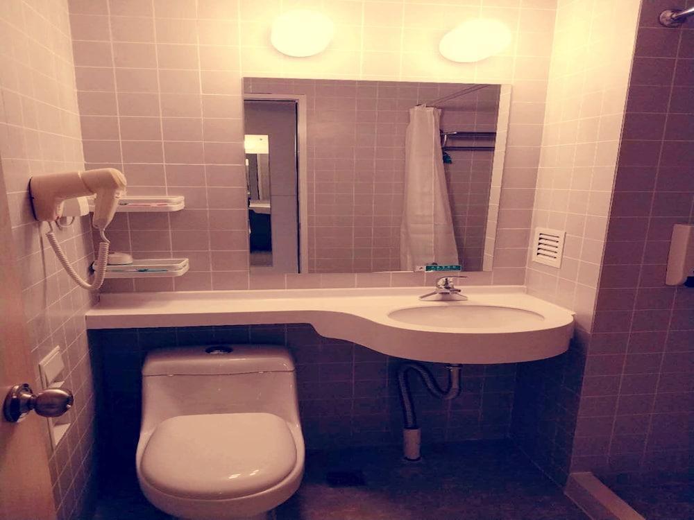 Jinjiang Inn Zhuhai Gongbei Fuhuali Exteriör bild