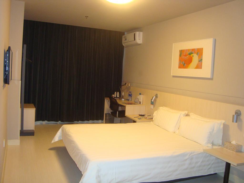 Jinjiang Inn Zhuhai Gongbei Fuhuali Exteriör bild